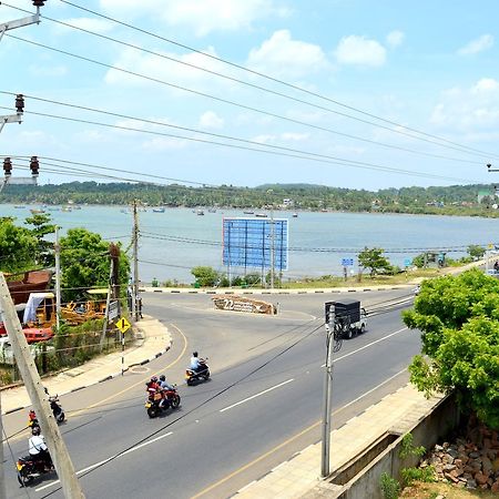 Holiday Villa Trincomalee Eksteriør bilde