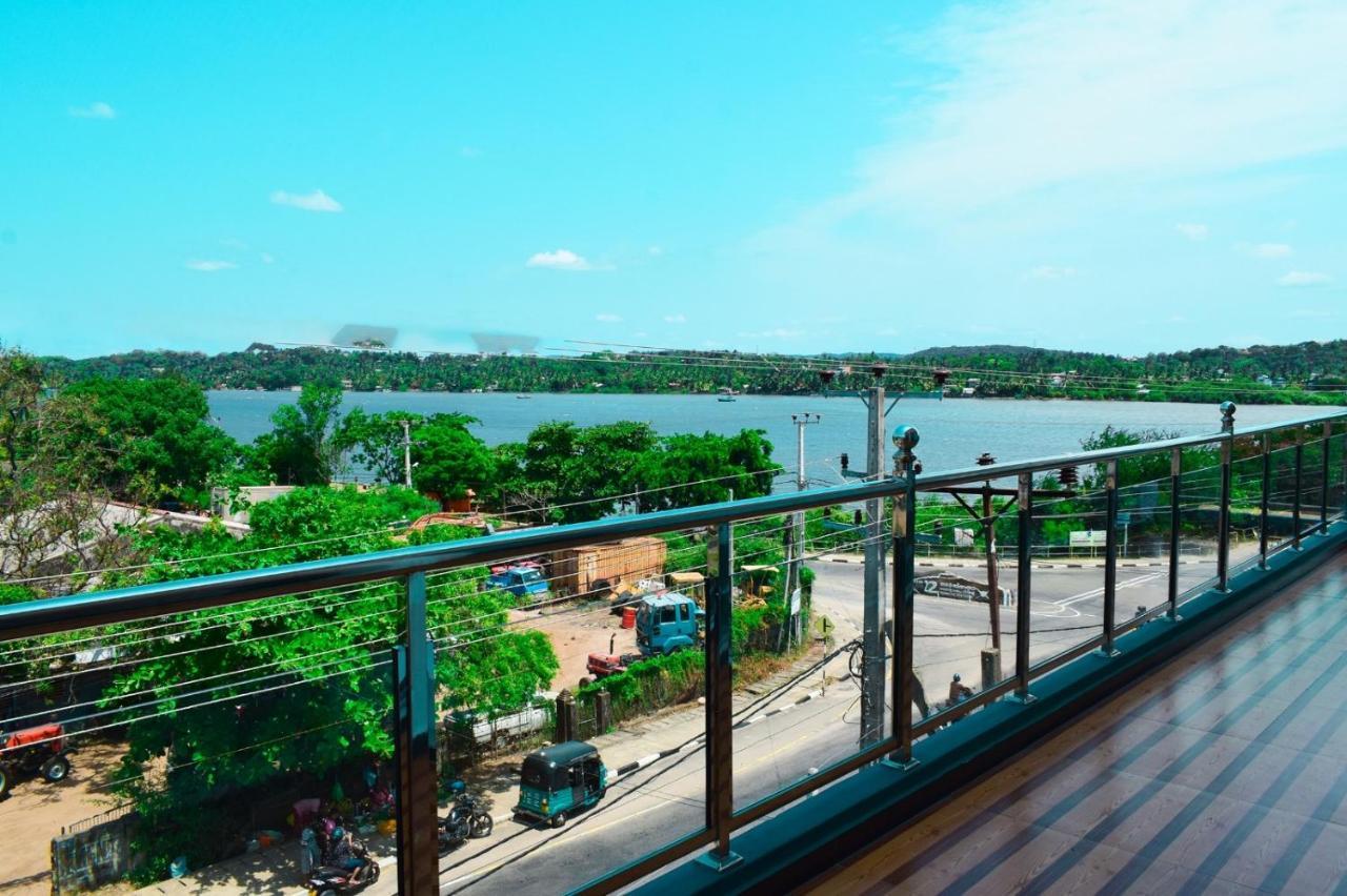 Holiday Villa Trincomalee Eksteriør bilde