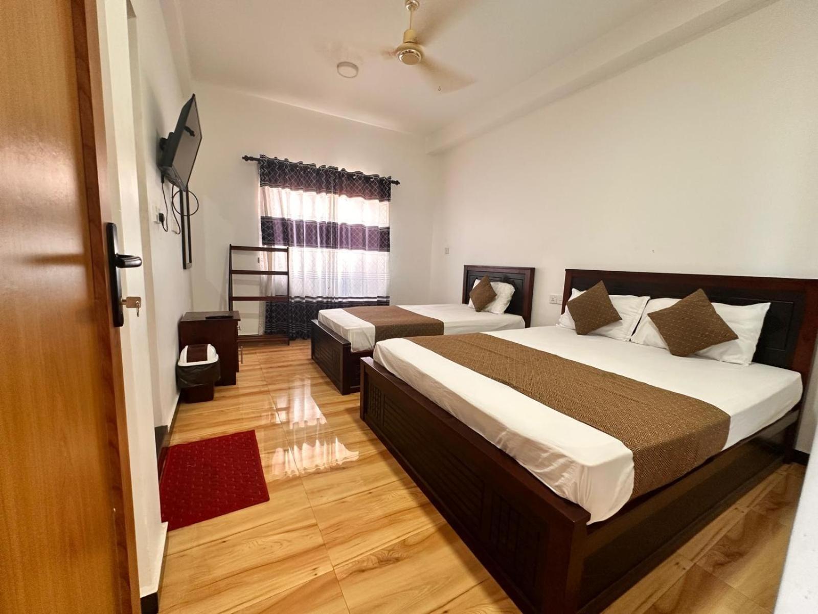 Holiday Villa Trincomalee Eksteriør bilde