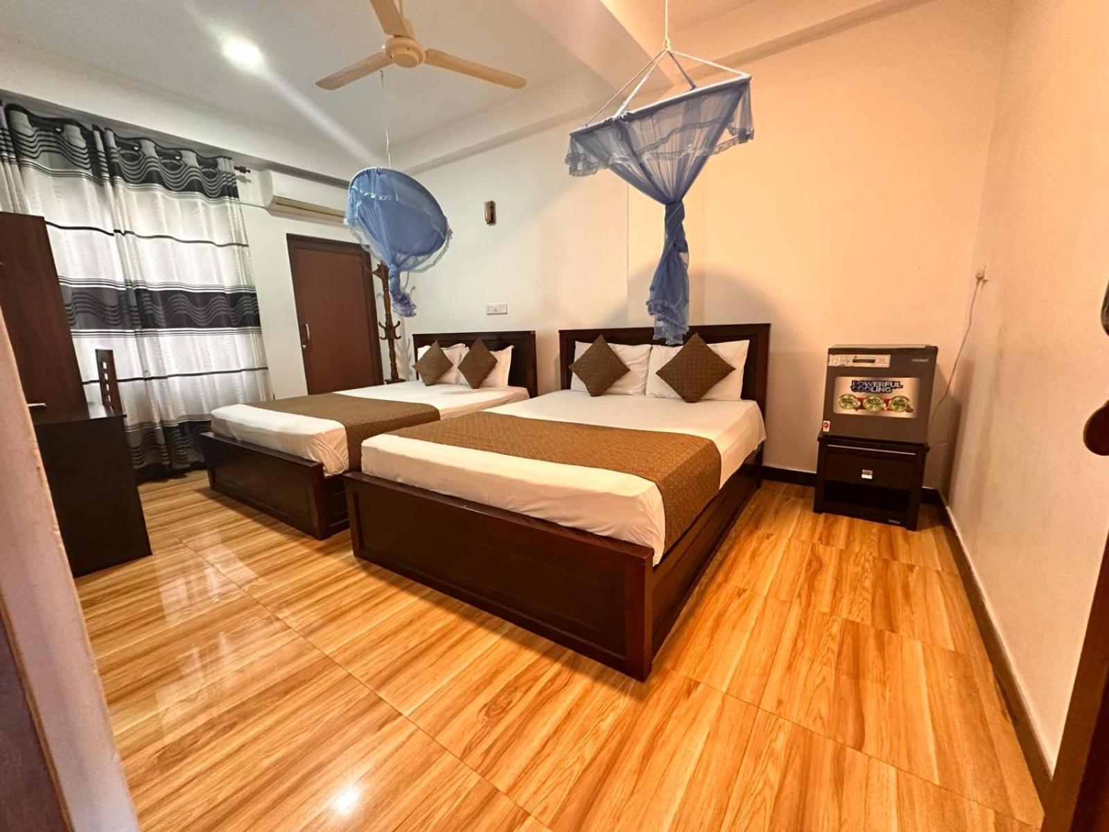 Holiday Villa Trincomalee Eksteriør bilde